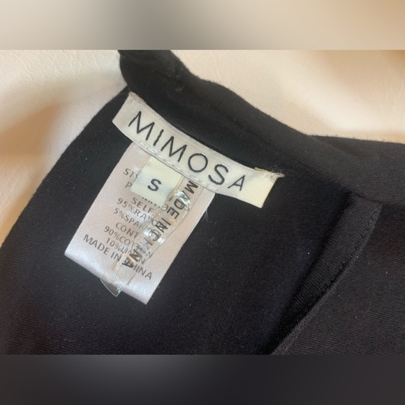 Mimosa black puffed sleeves shredded back top size women’s small (i) - Picture 9 of 9